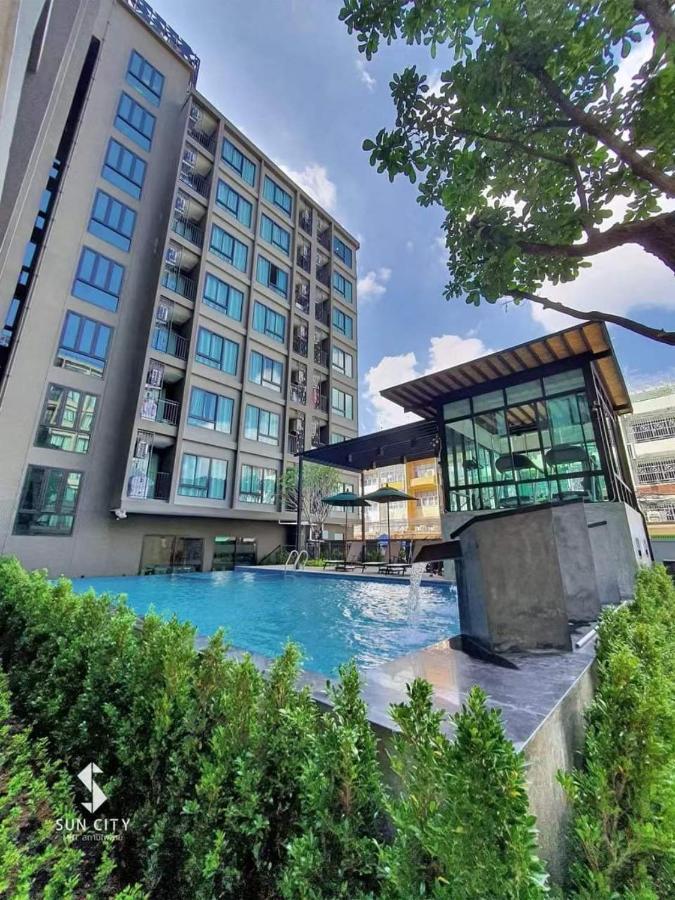 Suncity Condo Банкок Екстериор снимка